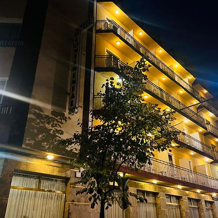 Hotel Continental Calella Eksteriør billede