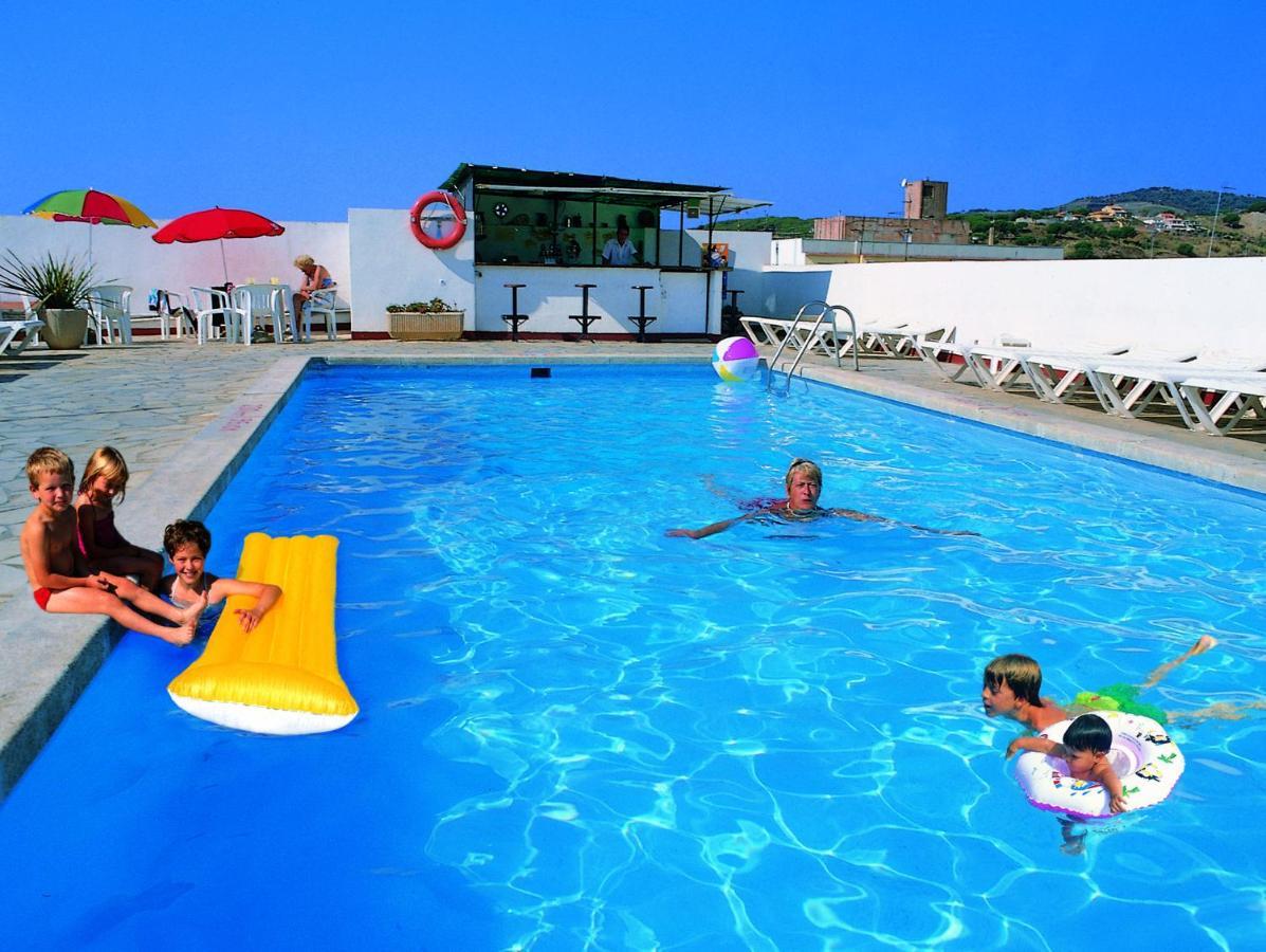 Hotel Continental Calella Eksteriør billede